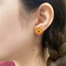 Load image into Gallery viewer, Honey Blossom Earrings
